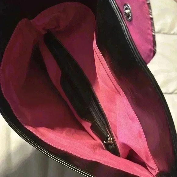 Evening Clutch - Picture 9 of 11